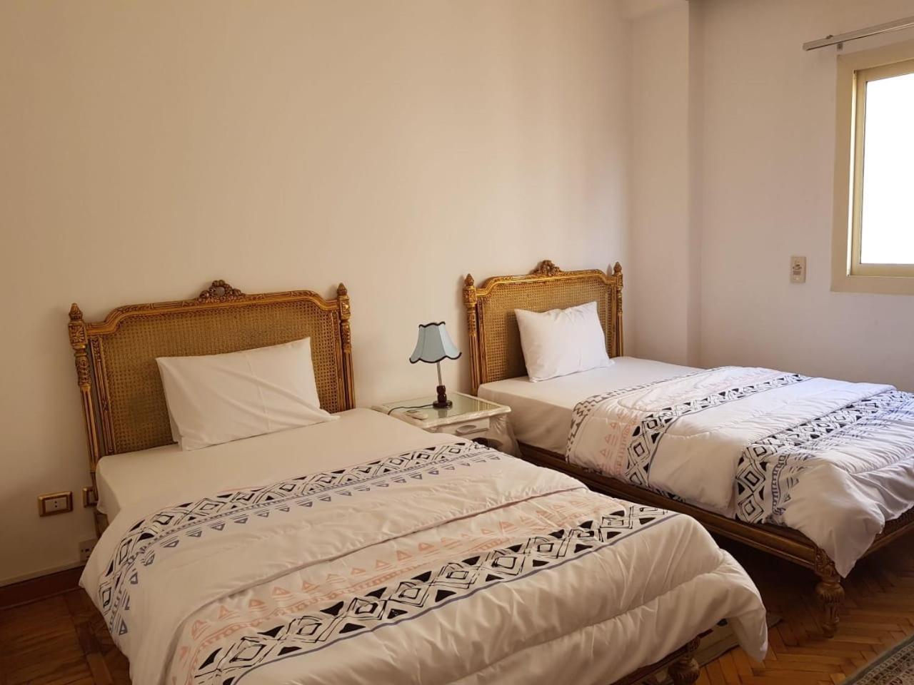 Apartment 2br Sunny Near 5a, New Families Only *