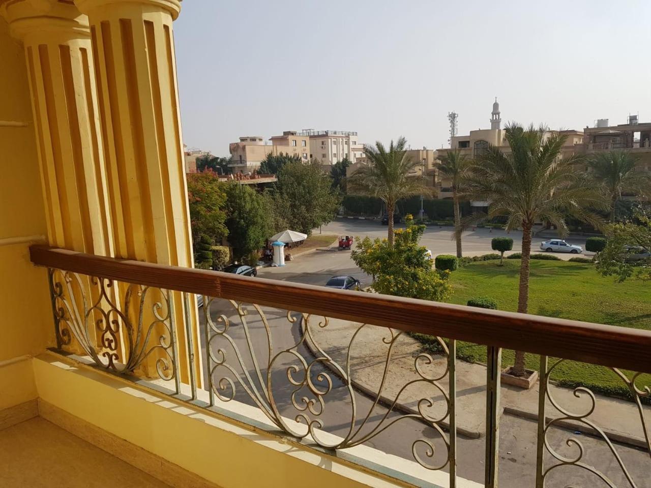 Apartment 2br Sunny Near 5a, New Families Only *